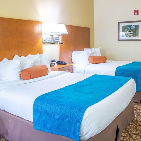 Best Western Plus Richmond Hill Inn Екстер'єр фото